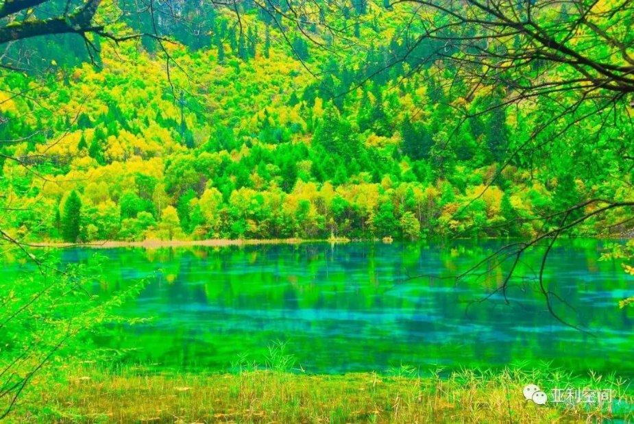 日立360油箱装多少油—实时解答你的疑问
